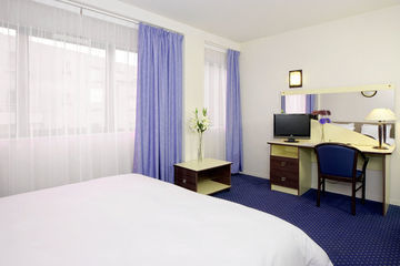 Comfort Suites Cannes Mandelieu 外观 照片